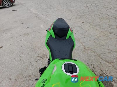 Zdjęcie 6 z 10 samochodu: 2023 KAWASAKI ZX636 K VIN:JKBZXJH15PA017215 - miniatura