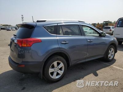 Trzecie zdjęcie samochodu z tyłu: 2014 TOYOTA RAV4 XLE VIN:JTMRFREV2ED082005 - miniatura