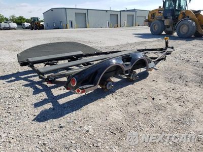Czwarte zdjęcie samochodu z boku: 2015 OTHER TRAILER VIN:567RSBN26FF143567 - miniatura