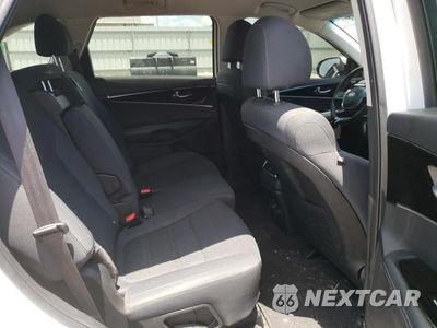 Zdjęcie 11 z 14 samochodu: 2019 KIA SORENTO L VIN:5XYPGDA31KG537158 - miniatura