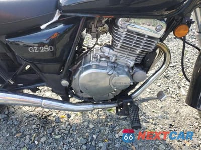 Zdjęcie 7 z 10 samochodu: 2009 SUZUKI GZ250 VIN:VTTNJ48AX92100662 - miniatura