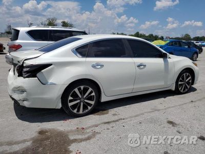 Trzecie zdjęcie samochodu z tyłu: 2017 NISSAN ALTIMA 2.5 VIN:1N4AL3APXHC294483 - miniatura