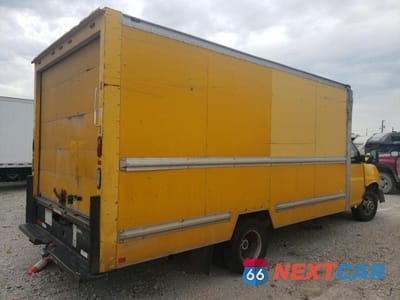 Trzecie zdjęcie samochodu z tyłu: 2011 GMC SAVANA CUTAWAY G3500 VIN:1GD374CG4B1901292 - miniatura