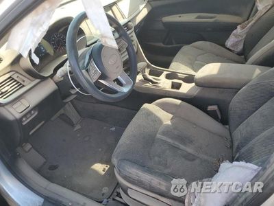 Zdjęcie 7 z 12 samochodu: 2019 KIA OPTIMA LX VIN:5XXGT4L34KG347187 - miniatura