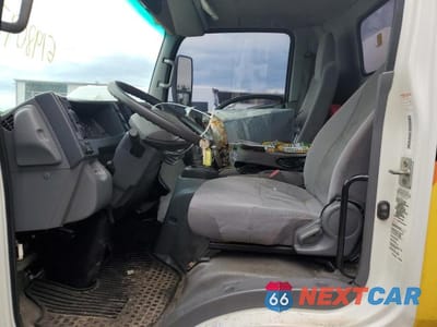 Zdjęcie 7 z 13 samochodu: 2018 ISUZU NPR HD VIN:54DC4W1B5JS809029 - miniatura