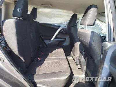 Zdjęcie 10 z 12 samochodu: 2018 TOYOTA RAV4 LE VIN:JTMZFREV6JJ179798 - miniatura