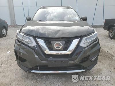 Piąte zdjęcie samochodu w środku: 2017 NISSAN ROGUE S VIN:JN8AT2MV4HW257236 - miniatura