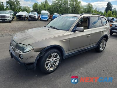 2007 BMW X3 3.0SI WBXPC93447WJ02212 - główne zdjęcie licytacji z USA - miniatura