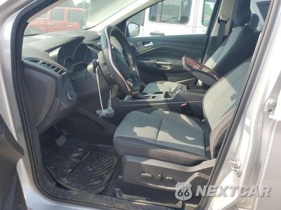 Zdjęcie 7 z 13 samochodu: 2019 FORD ESCAPE SE VIN:1FMCU9GD2KUA98471 - miniatura