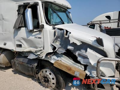 Zdjęcie 9 z 10 samochodu: 2023 VOLVO VN VNL VIN:4V4NC9EH7PN332230 - miniatura