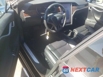 Zdjęcie 8 z 12 samochodu: 2020 TESLA MODEL S VIN:5YJSA1E29LF415944 - miniatura