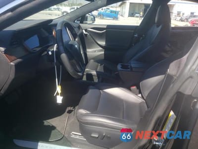 Zdjęcie 7 z 12 samochodu: 2020 TESLA MODEL S VIN:5YJSA1E29LF415944 - miniatura