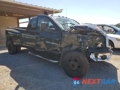 Czwarte zdjęcie samochodu z boku: 2004 DODGE RAM 3500 ST VIN:3D7MU48C24G164739 - miniatura