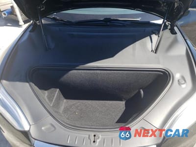 Zdjęcie 11 z 12 samochodu: 2020 TESLA MODEL S VIN:5YJSA1E29LF415944 - miniatura