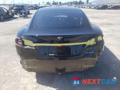 Zdjęcie 6 z 12 samochodu: 2020 TESLA MODEL S VIN:5YJSA1E29LF415944 - miniatura