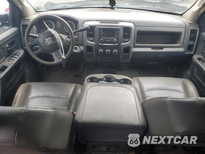 Zdjęcie 8 z 13 samochodu: 2015 RAM 5500 VIN:3C7WRNEL4FG697938 - miniatura