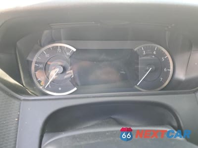 Zdjęcie 9 z 14 samochodu: 2021 LAND ROVER RANGE ROVER VELAR R-DYNAMIC S VIN:SALYT2EU4MA308511 - miniatura