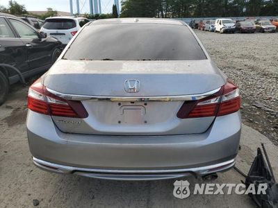 Zdjęcie 6 z 13 samochodu: 2016 HONDA ACCORD EX VIN:1HGCR2F74GA152386 - miniatura