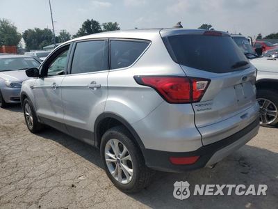 Drugie zdjęcie samochodu z przodu: 2019 FORD ESCAPE SE VIN:1FMCU9GD2KUA98471 - miniatura