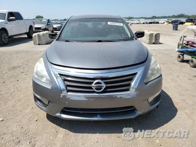 Piąte zdjęcie samochodu w środku: 2015 NISSAN ALTIMA 2.5 VIN:1N4AL3AP0FN352957 - miniatura