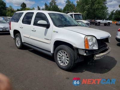 Czwarte zdjęcie samochodu z boku: 2008 GMC YUKON HYBRID VIN:1GKFK13568R238934 - miniatura