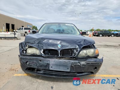 Piąte zdjęcie samochodu w środku: 2004 BMW 3 SERIES 325 VIN:WBAEU33464PR10823 - miniatura