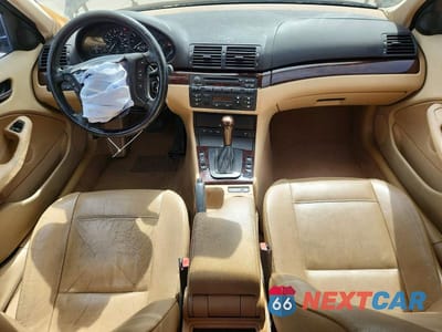 Zdjęcie 8 z 12 samochodu: 2004 BMW 3 SERIES 325 VIN:WBAEU33464PR10823 - miniatura