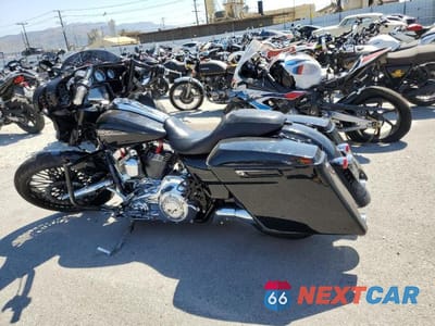 Trzecie zdjęcie samochodu z tyłu: 2015 HARLEY-DAVIDSON FLHXS STREET GLIDE SPECIAL VIN:1HD1KRM3XFB603489 - miniatura