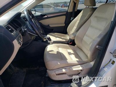 Zdjęcie 7 z 12 samochodu: 2017 VOLKSWAGEN JETTA SE VIN:3VWDB7AJ2HM290288 - miniatura