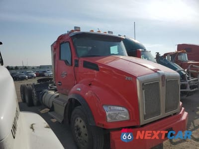 Zdjęcie 9 z 10 samochodu: 2023 KENWORTH CONSTRUCTION T880 VIN:1XKZP4EX6PJ247614 - miniatura