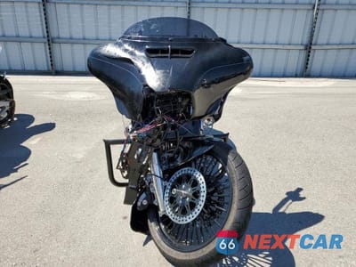Zdjęcie 9 z 10 samochodu: 2015 HARLEY-DAVIDSON FLHXS STREET GLIDE SPECIAL VIN:1HD1KRM3XFB603489 - miniatura