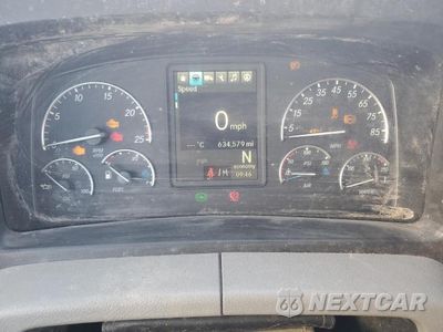 Zdjęcie 8 z 10 samochodu: 2019 FREIGHTLINER CASCADIA 126 VIN:3AKJHHDR5KSKC5304 - miniatura