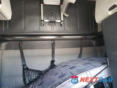 Zdjęcie 6 z 10 samochodu: 2019 FREIGHTLINER CASCADIA 126 VIN:3AKJHHDR5KSKC5304 - miniatura