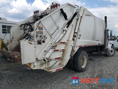 Czwarte zdjęcie samochodu z boku: 2006 FREIGHTLINER M2 106 MEDIUM DUTY VIN:1FVACXDC56HW64060 - miniatura