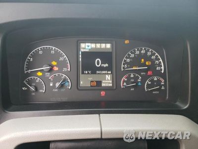 Zdjęcie 8 z 10 samochodu: 2021 FREIGHTLINER CASCADIA 126 VIN:3AKJHHDR2MSMU3384 - miniatura