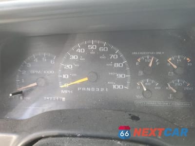 Zdjęcie 9 z 12 samochodu: 2002 CHEVROLET GMT-400 C3500-HD VIN:3GBKC34G02M116313 - miniatura