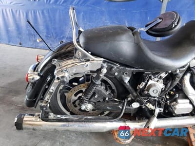 Zdjęcie 6 z 10 samochodu: 2016 HARLEY-DAVIDSON FLHXS STREET GLIDE SPECIAL VIN:1HD1KRM19GB690687 - miniatura