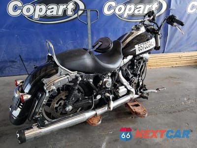 Czwarte zdjęcie samochodu z boku: 2016 HARLEY-DAVIDSON FLHXS STREET GLIDE SPECIAL VIN:1HD1KRM19GB690687 - miniatura