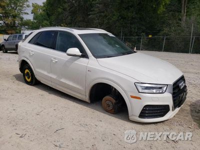 Czwarte zdjęcie samochodu z boku: 2017 AUDI Q3 PRESTIGE VIN:WA1GCCFS3HR015920 - miniatura
