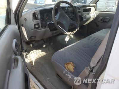 Zdjęcie 8 z 12 samochodu: 2002 CHEVROLET GMT-400 C3500-HD VIN:3GBKC34G02M116313 - miniatura
