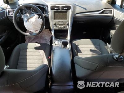 Zdjęcie 8 z 12 samochodu: 2020 FORD FUSION SE VIN:3FA6P0HD3LR255927 - miniatura