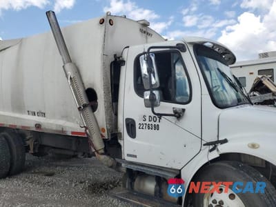 Zdjęcie 9 z 10 samochodu: 2006 FREIGHTLINER M2 106 MEDIUM DUTY VIN:1FVACXDC56HW64060 - miniatura