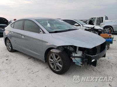 Czwarte zdjęcie samochodu z boku: 2017 HYUNDAI ELANTRA SE VIN:5NPD84LF2HH187919 - miniatura