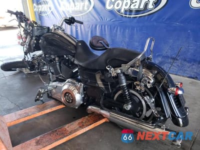 Trzecie zdjęcie samochodu z tyłu: 2016 HARLEY-DAVIDSON FLHXS STREET GLIDE SPECIAL VIN:1HD1KRM19GB690687 - miniatura