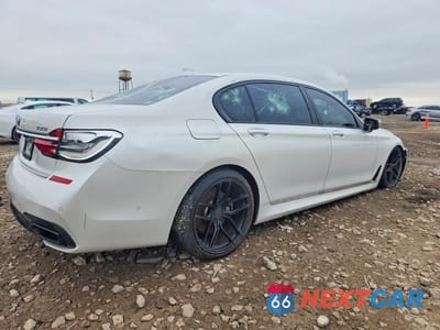 Trzecie zdjęcie samochodu z tyłu: 2017 BMW 7 SERIES XI VIN:WBA7F2C37HG422832 - miniatura
