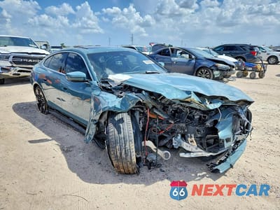 Czwarte zdjęcie samochodu z boku: 2025 BMW 4 SERIES GRAN COUPE VIN:WBA23FB07SFV14585 - miniatura