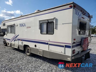 Trzecie zdjęcie samochodu z tyłu: 2000 CHEVROLET EXPRESS G3500 VIN:1GBJG31J5Y1222732 - miniatura