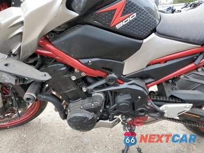 Zdjęcie 7 z 10 samochodu: 2023 KAWASAKI ZR900 F VIN:ML5ZRDF13PDA58379 - miniatura