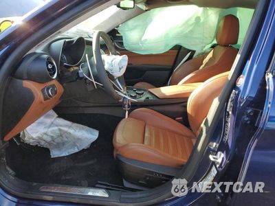 Zdjęcie 7 z 12 samochodu: 2017 ALFA ROMEO GIULIA TI Q4 VIN:ZARFAEEN8H7555473 - miniatura