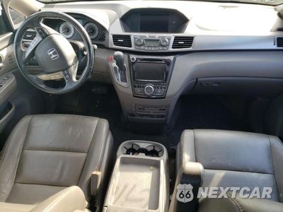 Zdjęcie 8 z 13 samochodu: 2015 HONDA ODYSSEY TOURING VIN:5FNRL5H98FB126793 - miniatura